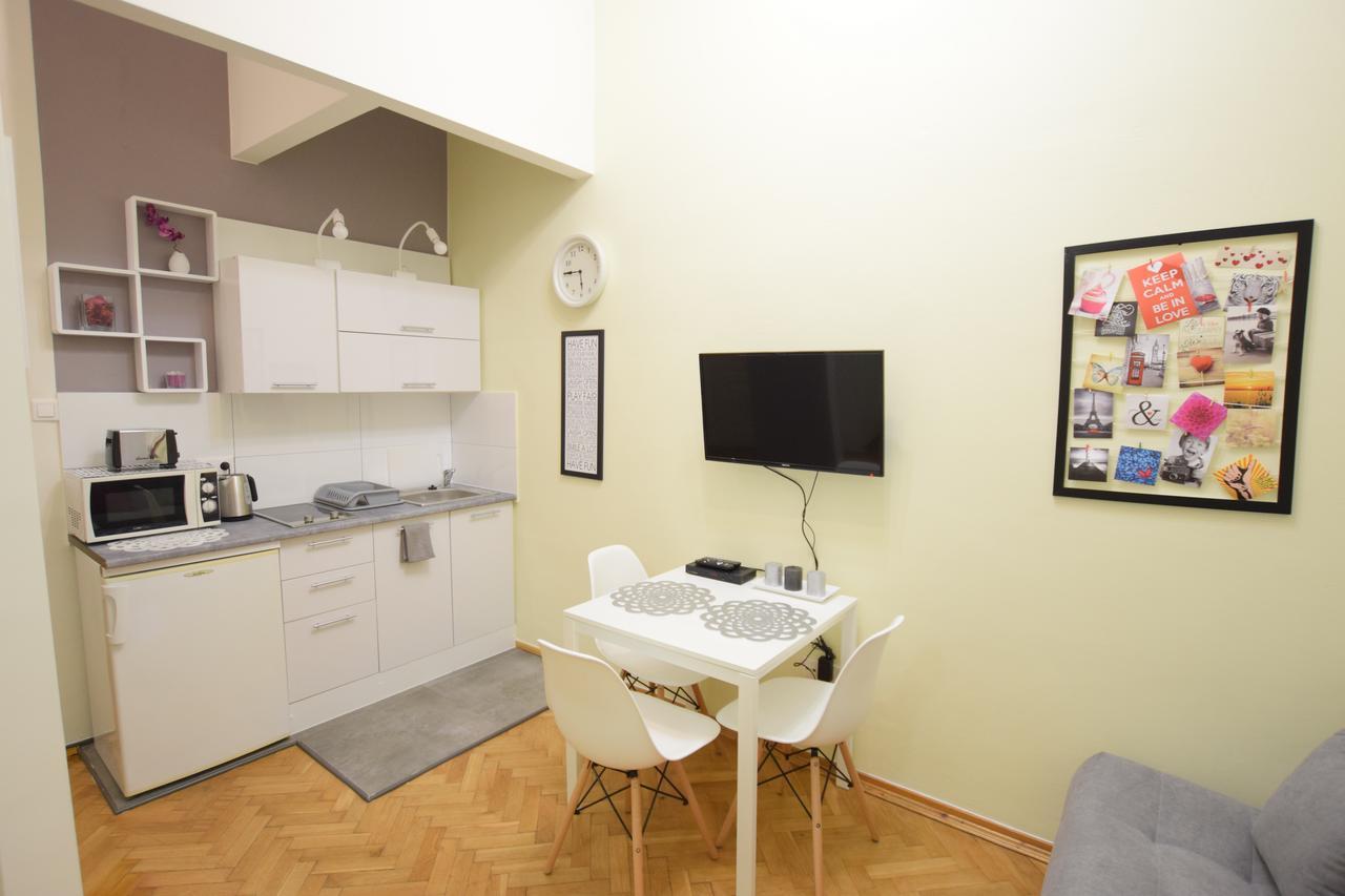 Elegant Apartment Copernicus وارسو المظهر الخارجي الصورة