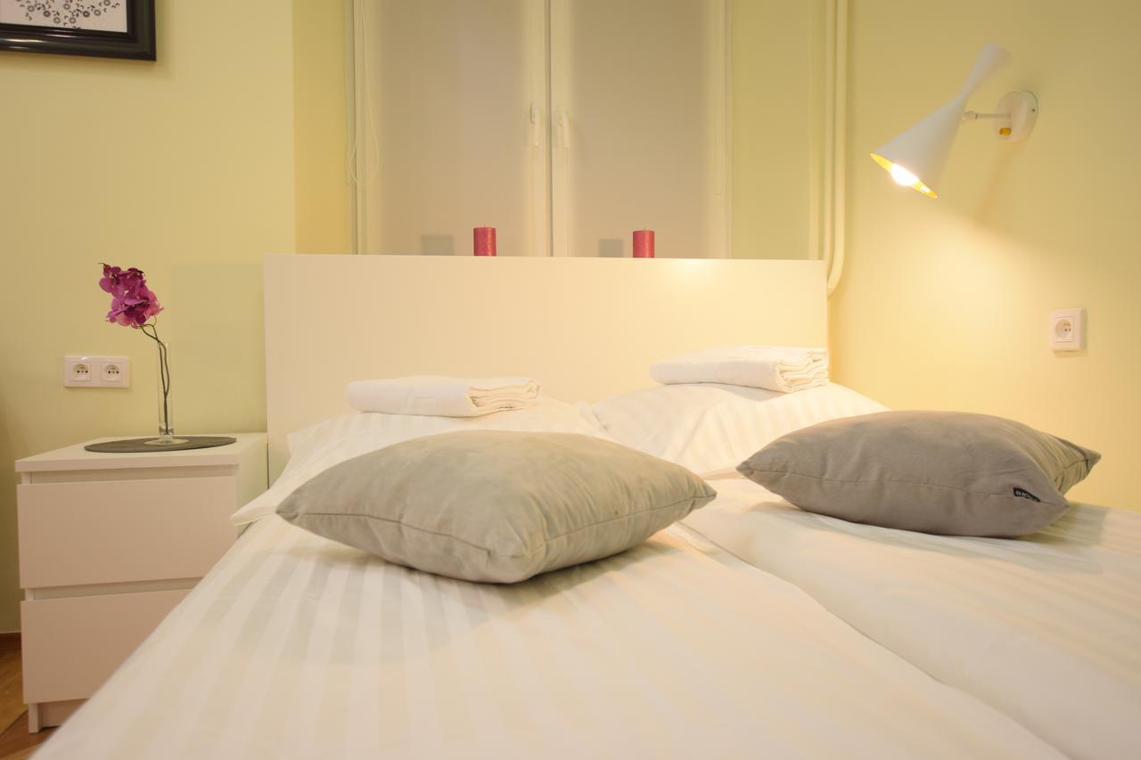 Elegant Apartment Copernicus وارسو المظهر الخارجي الصورة