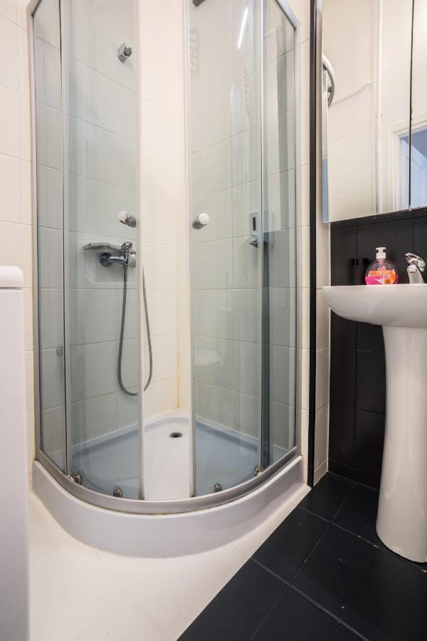 Elegant Apartment Copernicus وارسو المظهر الخارجي الصورة